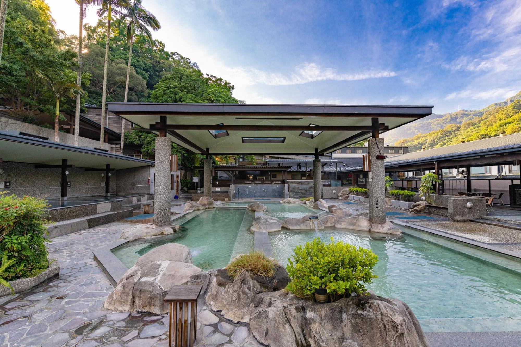 Great Roots Forestry Spa Resort Bezirk Bezirk Sanxia Exterior foto
